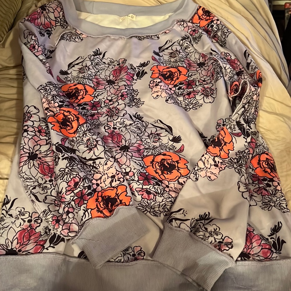 Womens she & sho crew neck sweatshirt size 2X